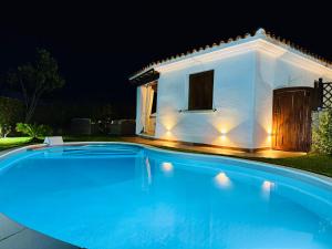 Villa Nadia con piscina privata Budoni