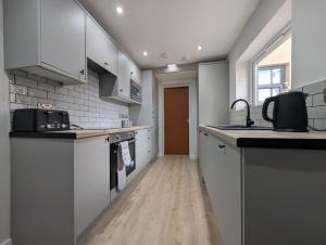 Numero Uno Ensuite 3BR Flat Hot Tub Wifi Parking