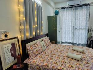 Terracopper- Pristine Art Home with Balcony near central park