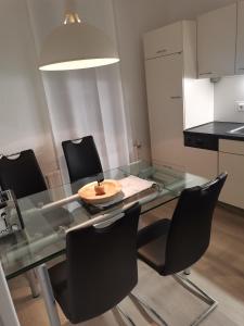 Im Harzer Vogelnest Spatzennest