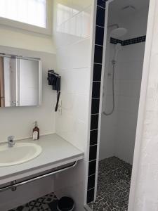 Hotels Hotel Restaurant Les Boissieres : photos des chambres