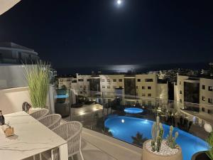 Huswell - Oceanview stay in Higueron West