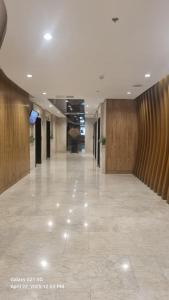 Cozy new studio walk to Mall of Asia with balcony