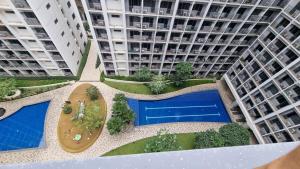 Cozy new studio walk to Mall of Asia with balcony