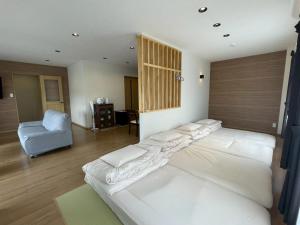 PLEO 圧巻の富士山ビュー バルコニーあり モダンで綺麗な宿を貸し切り Max4名