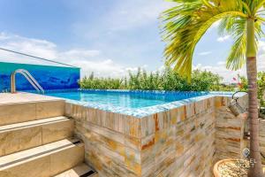 NEW Private Roof Pool and BBQ 2 Onsite Pools plus Cafe