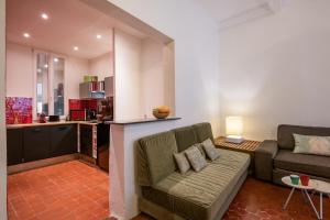 "LArtist" by EnjoyNice, 2-room, airco, in Old Nice