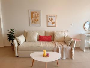 Above The Sea Luxury Apartment