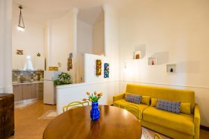 La Casa di Famiglia by NapoliApartments