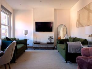 Estatesmen Mayfair Bond Street Flat