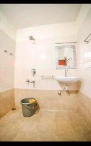 Aindra Coorg By Dazzle Destinations - Water Activities and Private Rooms