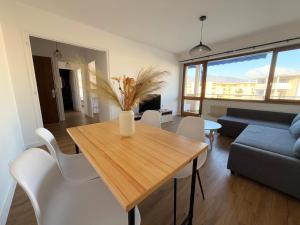 Appartements M2 Marquer Appartement spacieux et lumineux avec balcon a deux pas du centre ville : photos des chambres