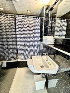 Victorian Loft Living Hotel 22