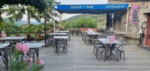 Chalets Chalet 3 etoiles - Piscine - eeigai : photos des chambres