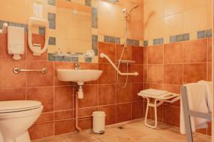 Hotels Hotel Edenia - Spa Estime&Sens : photos des chambres