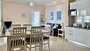 Blue Spacious Sea View Apartment