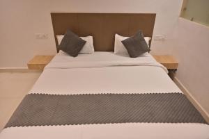 Nirvana Bliss Prayagraj