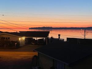 2nd story 1 bed apt #3 with kitchenette and a sweeping view of Birch Bay