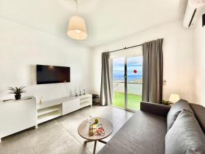 PaulMarie Apartment Stunning View