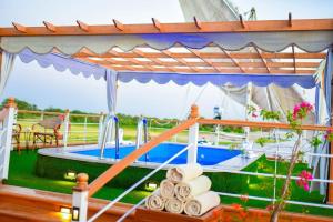 دهبيه كوين شارلوت