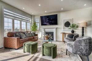 Youngs Cove Chalet in Prince Edward County