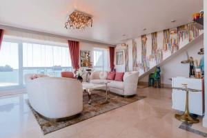 Tudors Residence Mamaia