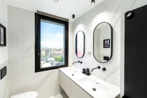 Lumen Milano - Skyline View Attic