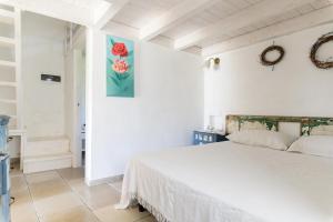 Trullo Mandorlo by Wonderful Italy