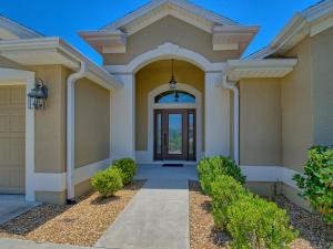 3749 Z4a VILLAGE OF DUNEDIN by REMAX Premier