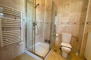 Casa Lacy by Rental Hero