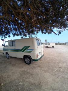 Vintage Camper Van Explore Driving Mallorca - full equip