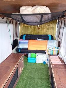 Vintage Camper Van Explore Driving Mallorca - full equip