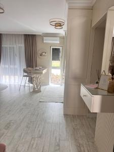Mok Residence 1
