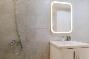 Ladadika Vibes Studio 1