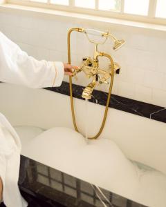 Hotels Relais Christine : photos des chambres