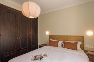 Atlantic Apartment by Olala Homes