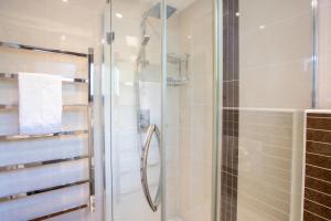 Le Joli Sapin - Unwind France