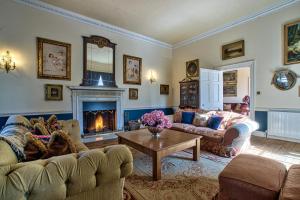Walcot Hall by Group Retreats