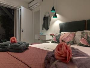Villa Manolia City-Jacuzzi Stay
