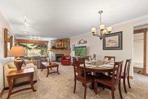 SNOW FLOWER 054 condo