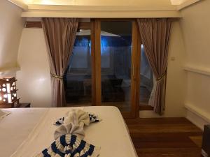 Bungalow Có Hồ Bơi Riêng (Bungalow with Private Pool)