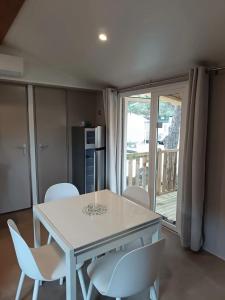 Bungalow familial à Canet-en-Roussillon avec piscine