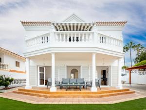 Exclusive Villa Olivia with Private Heated Pool