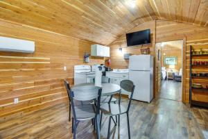 Fish & Boat: Anglers Cabin 2 Mi to White River