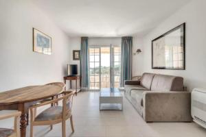 Apartment of 44 m2 with balcony in Saint-Raphaël