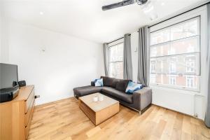 2BD London Luxe Retreat in the Heart of City