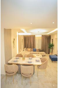 Luxury family Nile View 3Br appartment