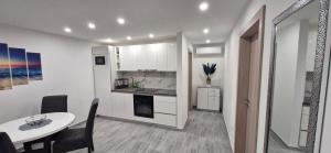 Apartmani Lucija 1