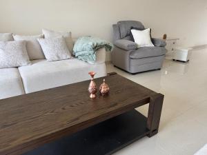 Affordable master bedroom hotel apartment