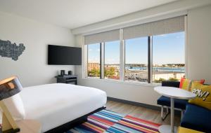Aloft by Marriott Portland Downtown Waterfront ME